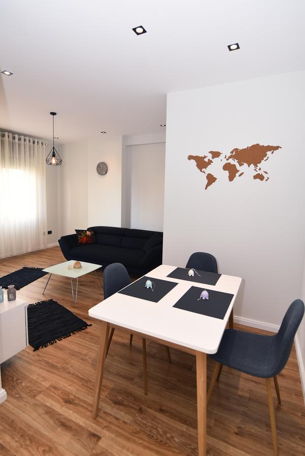 Skanderbeg Square Center Apartments Tirana Exterior photo