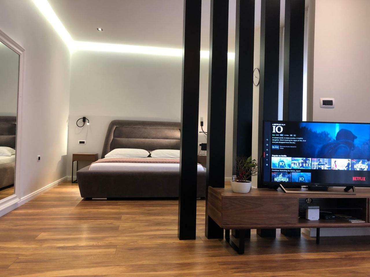 Skanderbeg Square Center Apartments Tirana Exterior photo